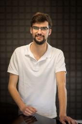 <b>MgA. Husák Martin&nbsp;</b><div>housle</div>